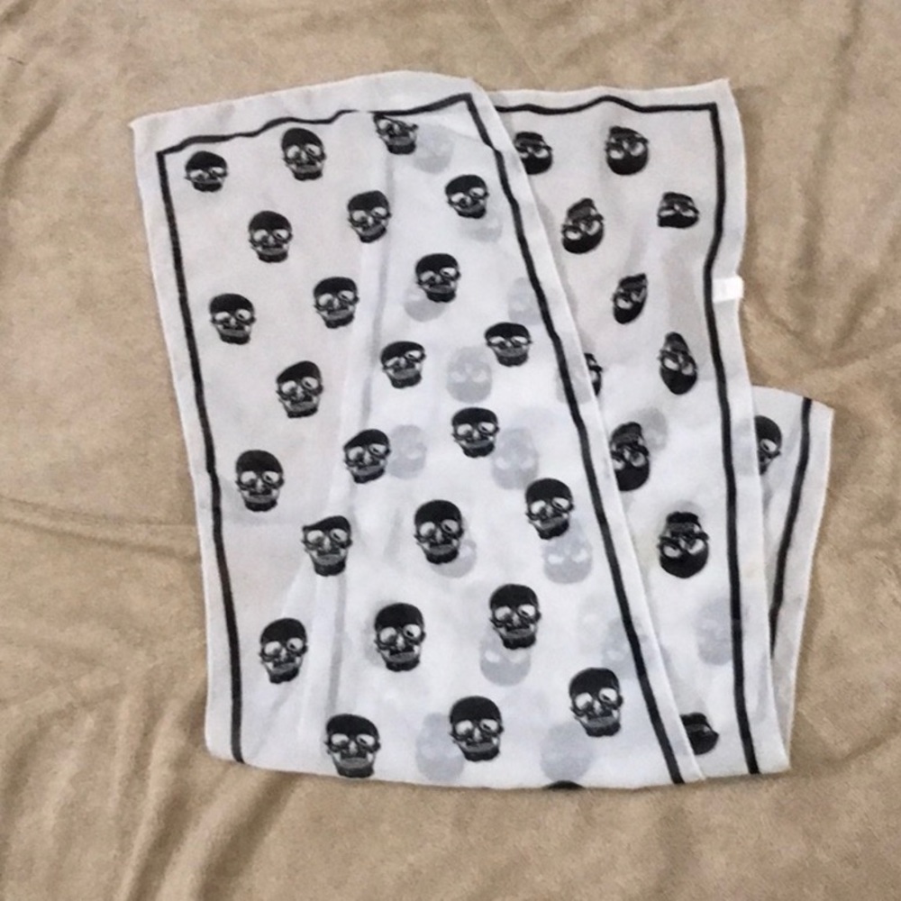 Skulls around your neck!